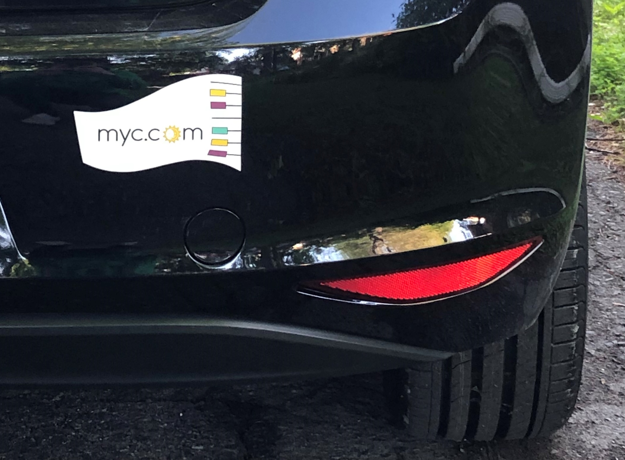 MYC-Piano-Sign-on-car.jpg